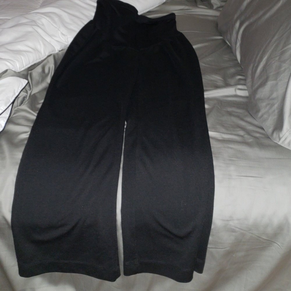 Motherhood Maternity yoga pants